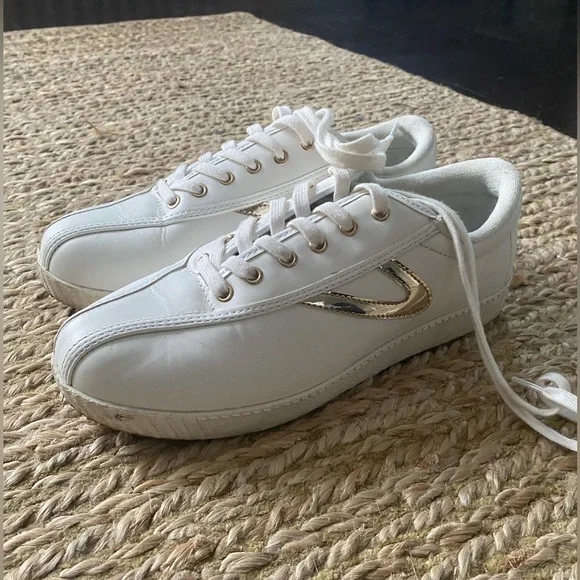 Tretorn metallic deals sneakers